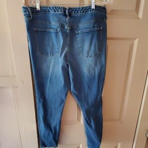 Mossimo Supply Co. Jeans - Mossimo high rise jegging Mossimo Supply Co. Jeans - Mossimo high rise jegging